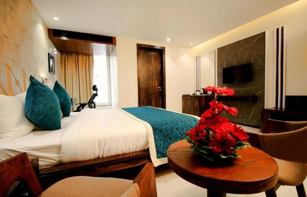 group holiday hotels in pinnacle by 1589 hotels lucknow